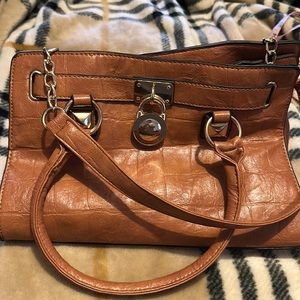 Fall Shoulder/Handbag EUC